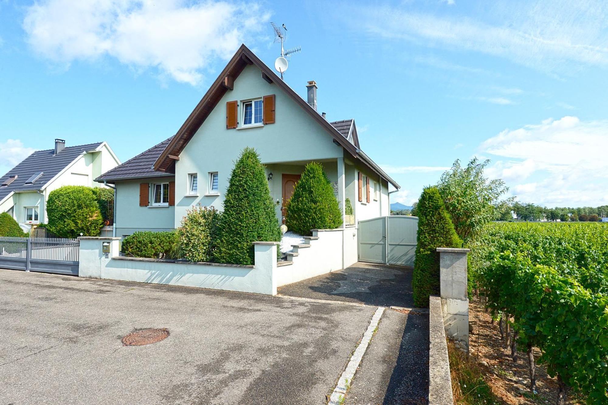 Aux Pieds Des Vignes Bed & Breakfast อิงแกร์ไซม์ ภายนอก รูปภาพ